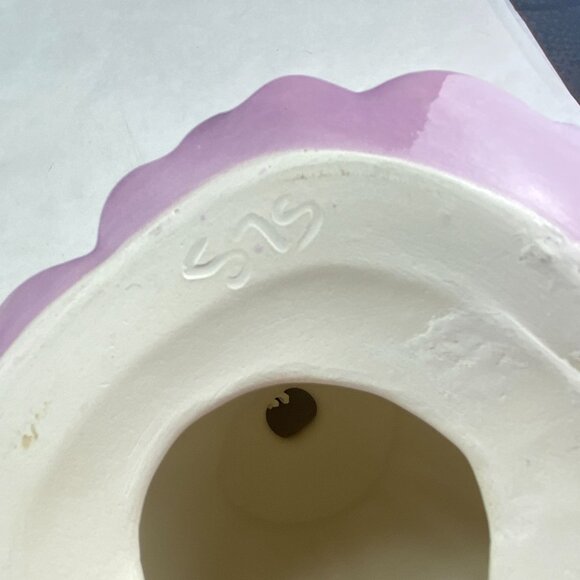 Vintage Holland Mold Victorian Lady With Muff Figurine - Picture 8 of 9